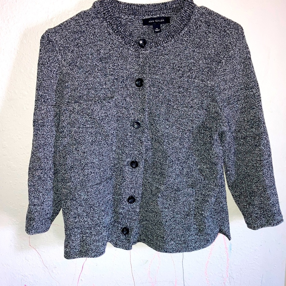 Ann Taylor sweater size medium. Color is charcoal Grey.